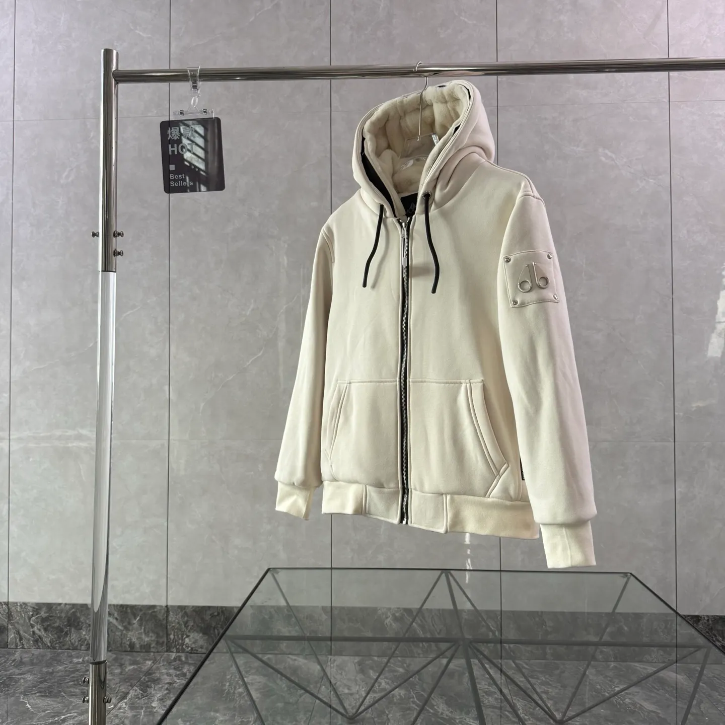 （ ） Moose Knuckles SS 23 、 ， ， ， 🍃 ， ， ， ☁️ ！ ♾️ ： ， Premium ， Authentic ！ Size：S-XXL 👉